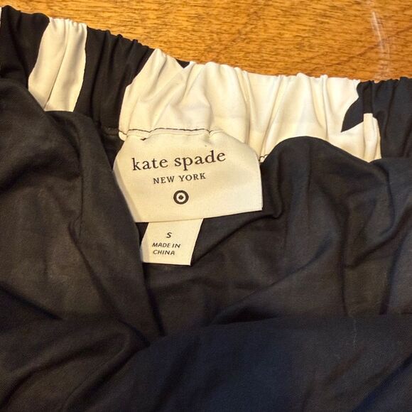 Kate Spade Black and White Classic Rose Midi Skirt - Picture 3 of 11